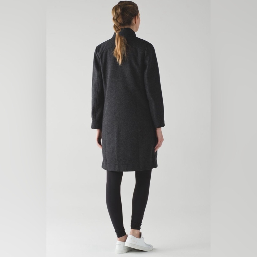 Lululemon RARE All Days Softshell US10 - Picture 3 of 16